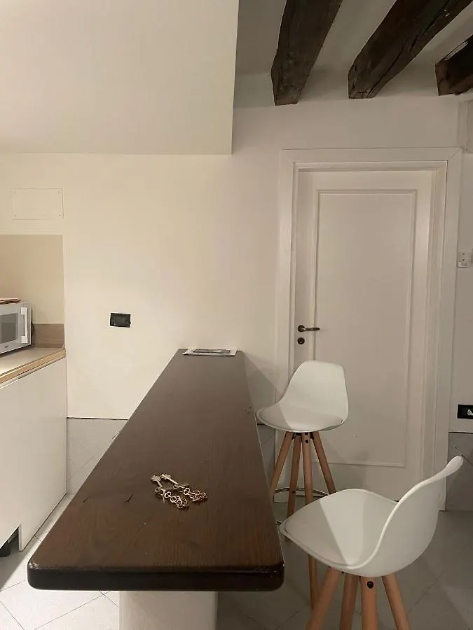 Ca' Sant'Aponal 2 Apartment Venice